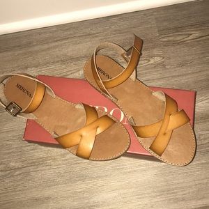 Merona brown leather sandals